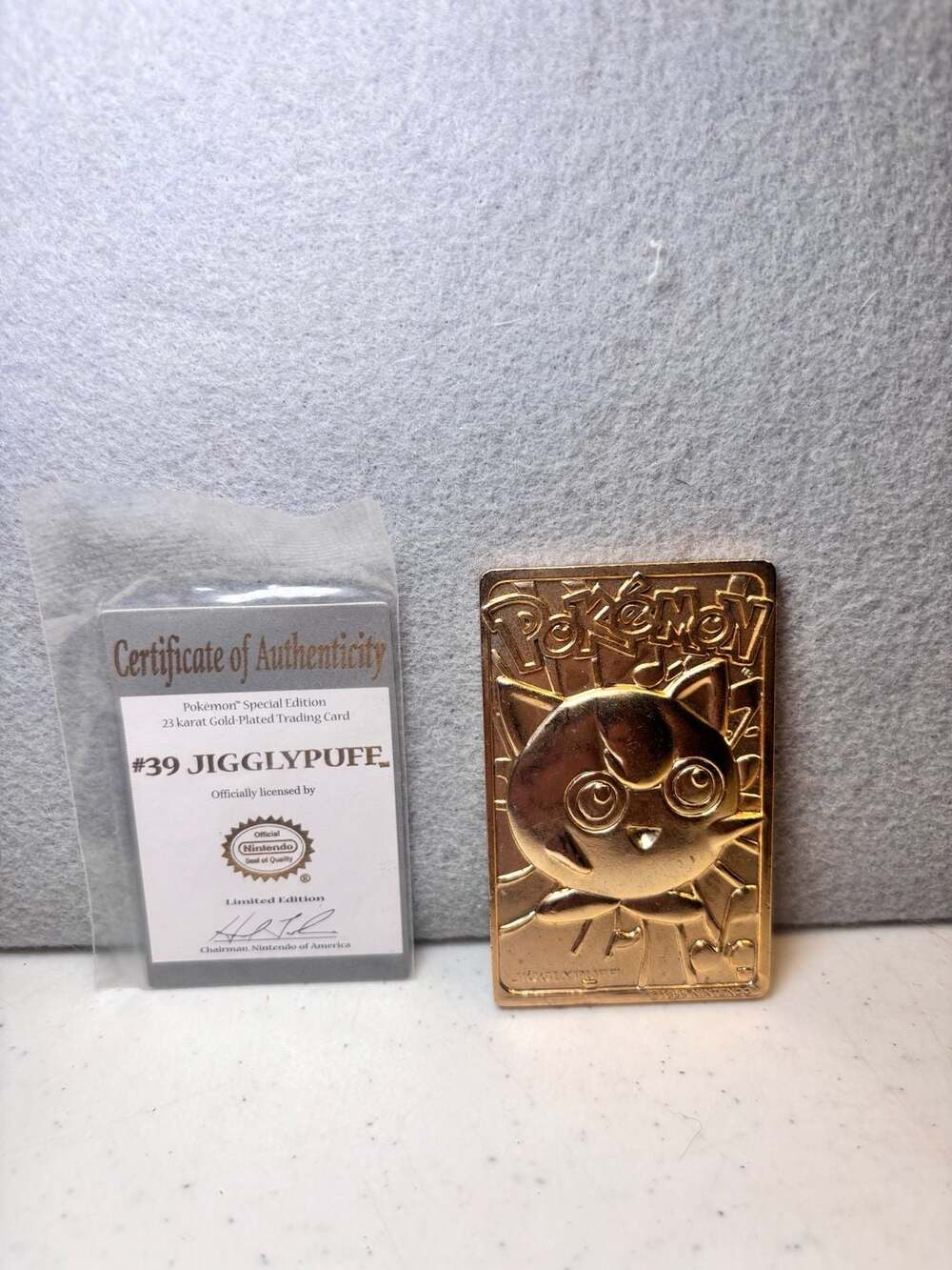 Nintendo Pokemon 23 Karat Gold-Plated Trading Card #39 Jigglypuff
